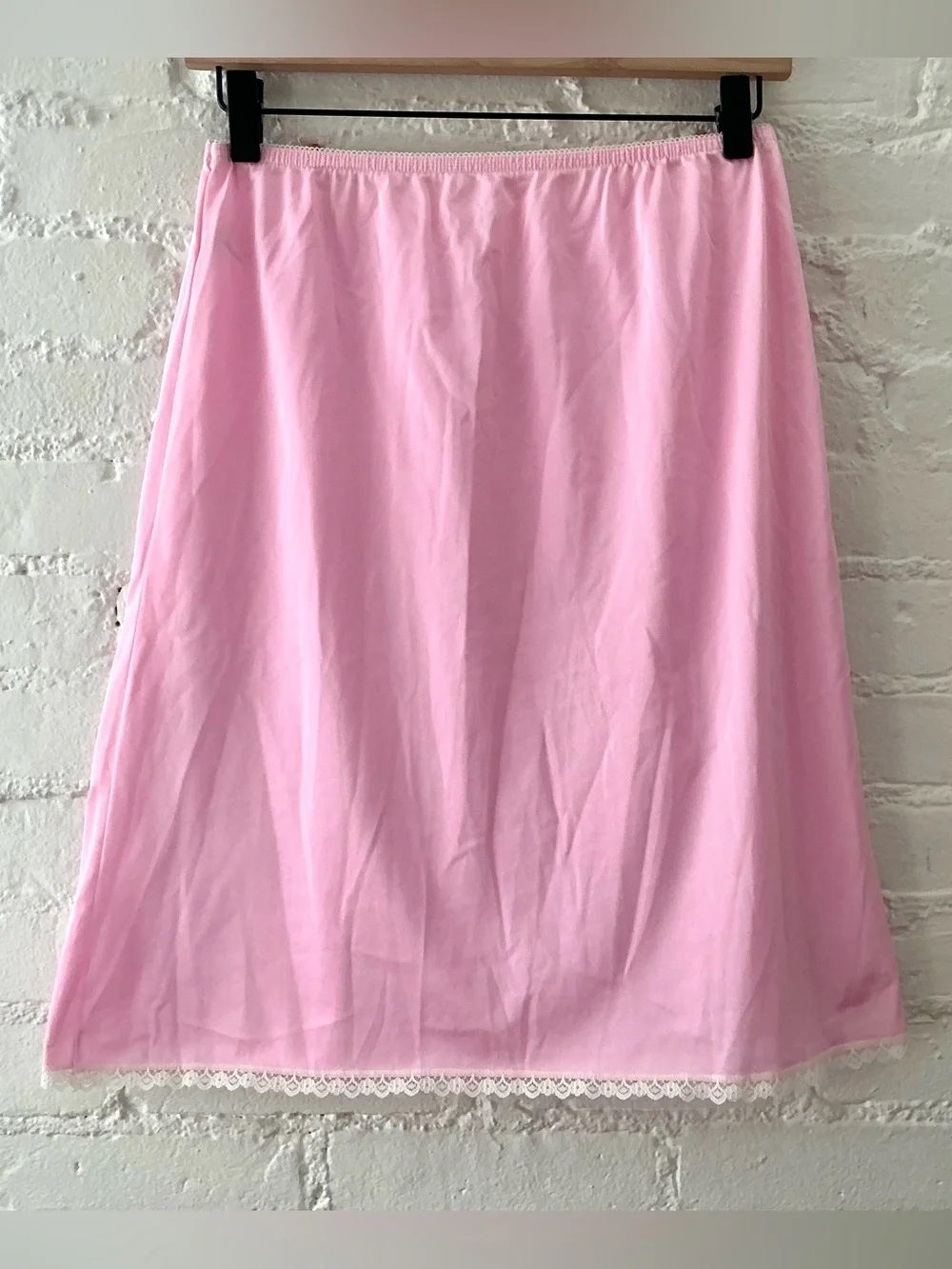 Vintage Sliperfection Pink Lace Trim Half Slip Nylon Skirt Feminine Romantic L - Picture 1 of 9